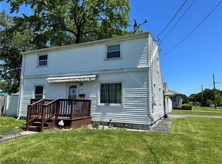 202 Northlane Dr, Rochester, NY 14621