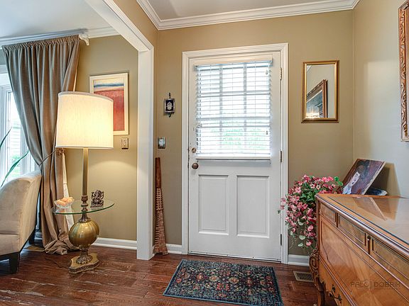 2nd image of 249 Nita Ln