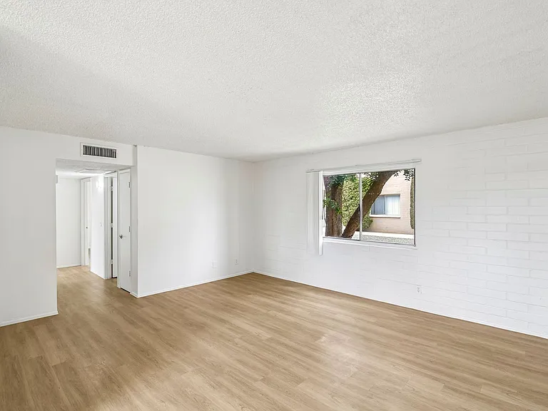 Catalina View Apartments — Photo 92