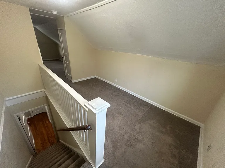 6423 Mayflower Ave — Photo 12