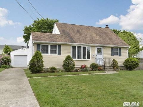 1st image of 42 Wantagh Ave
