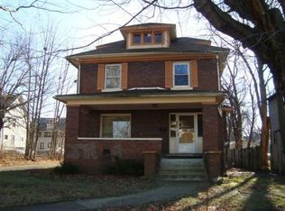 882 Peckham St, Akron, OH 44320