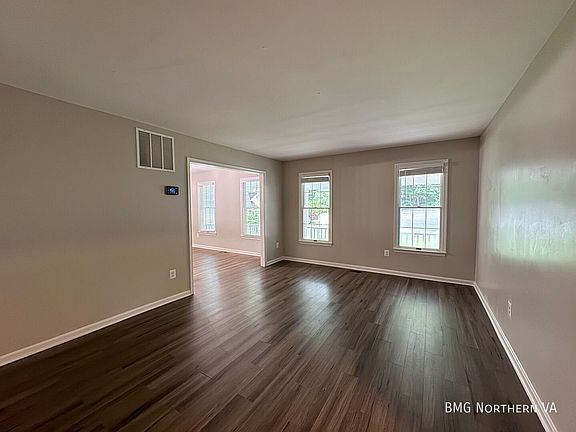 2nd image of 7800 Roundabout Way