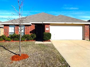 213 Rawhide St, Waxahachie, TX 75165