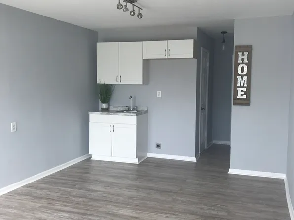 (undisclosed Address), Hallandale, FL 33009