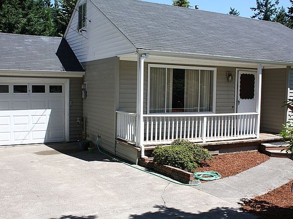 4515 SW Brugger, Portland OR