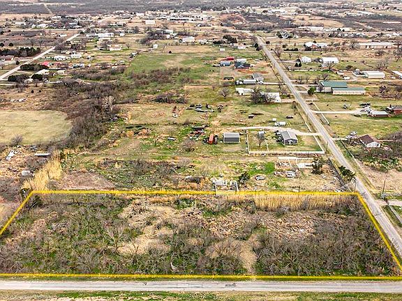 4th image of 1115 Mesa Rd