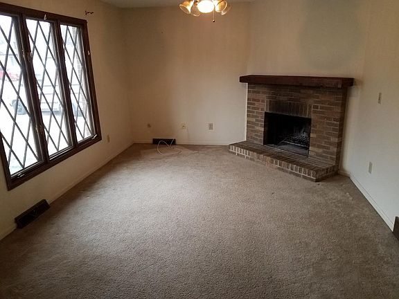4th image of 6373 Birchview Dr S
