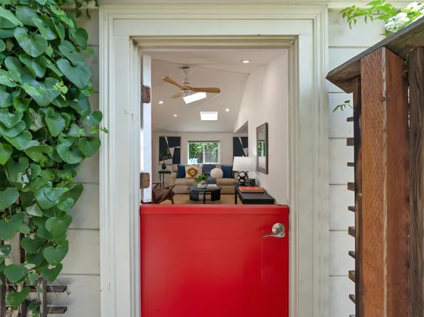 914 W 6th Street, Benicia, CA 94510