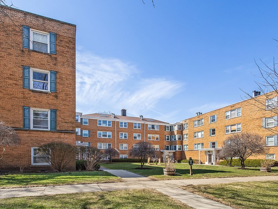 1st image of 524 Michigan Ave APT 3S