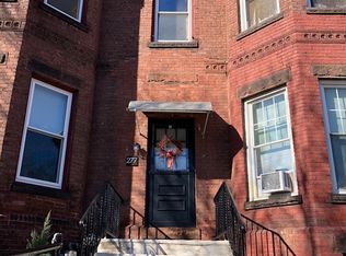277 Walnut St, Holyoke, MA 01040