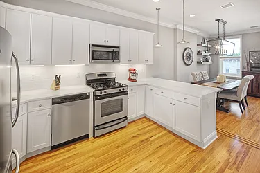 1119 Washington Street, #4