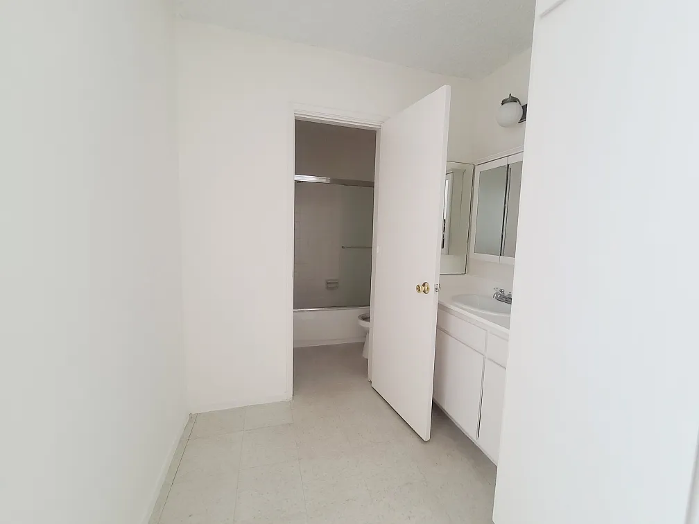 1 bed, 700 sqft, $1,850 — Photo 1