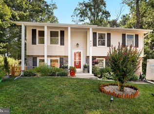 869 Snow Valley Ln, Gambrills, MD 21054