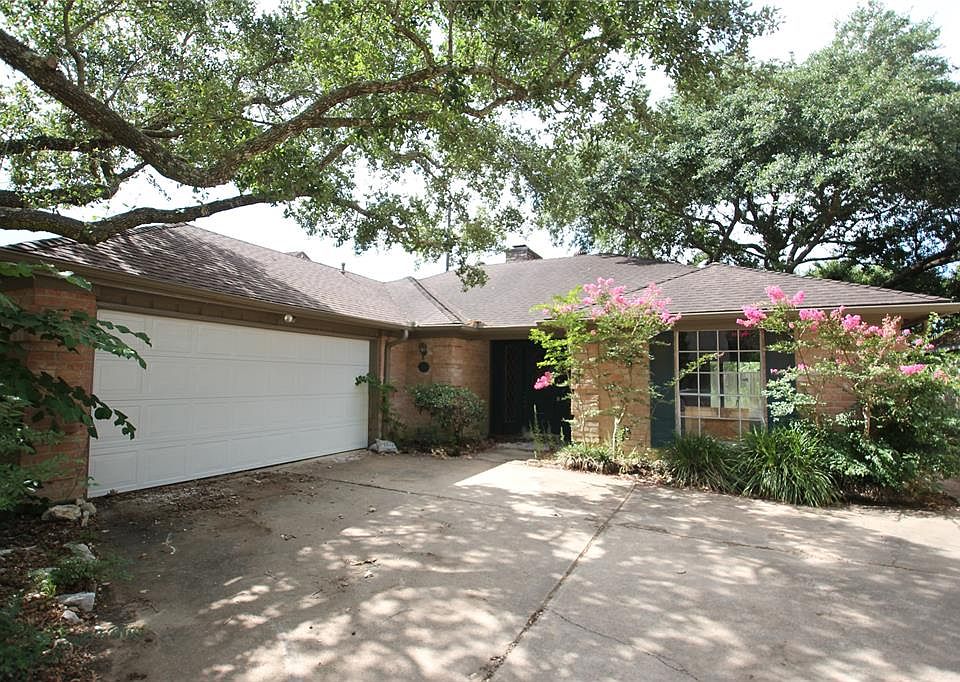 1st image of 4711 Whispering Falls Dr