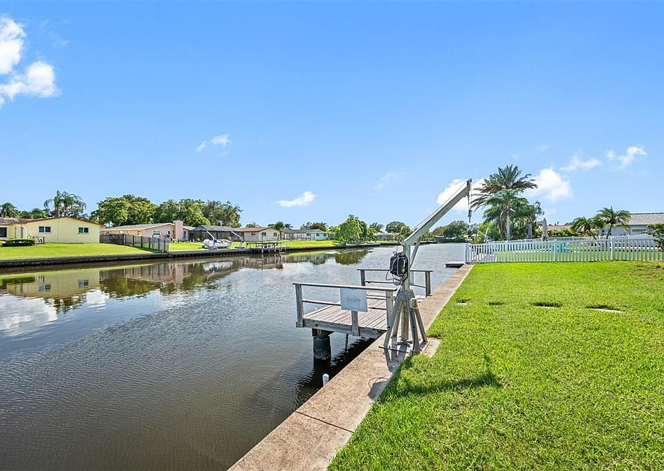 1st image of 2187 Waterside Dr