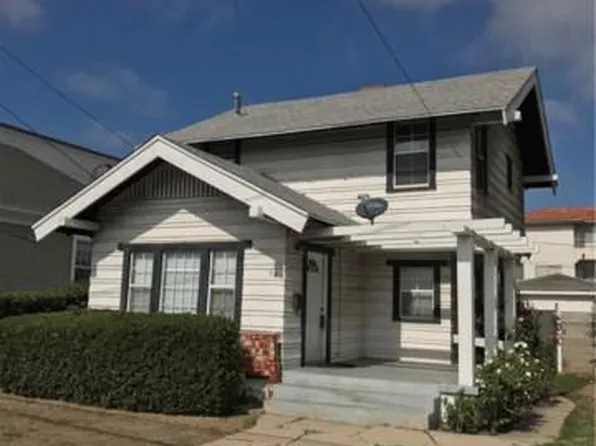 644 W 8th St, San Pedro, CA 90731