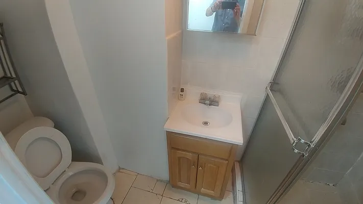 Rented by Downtown Mgt & Realty LLC | media 18