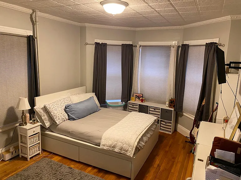 181 Churchills Ln #1 — Photo 4
