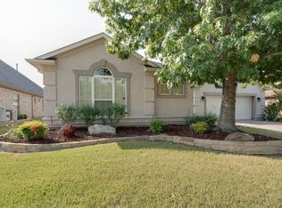9613 Cypress St, Denton, TX 76207