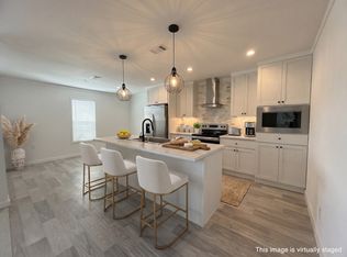 5821 Chelsea Cir #151, Sarasota, FL 34233