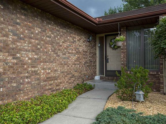 3rd image of 11522 Kathmere Dr