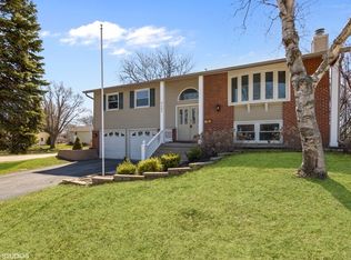 3995 Hudson Dr, Hoffman Estates, IL 60192