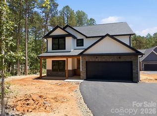 305 Lake Farm Dr, Salisbury, NC 28146