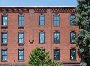 24 Woodland St, Worcester, MA 01610