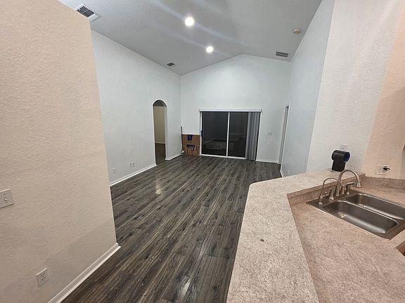 2nd image of 2908 Trema Ave