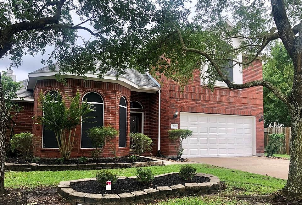 1st image of 212 Rolling Springs Ln