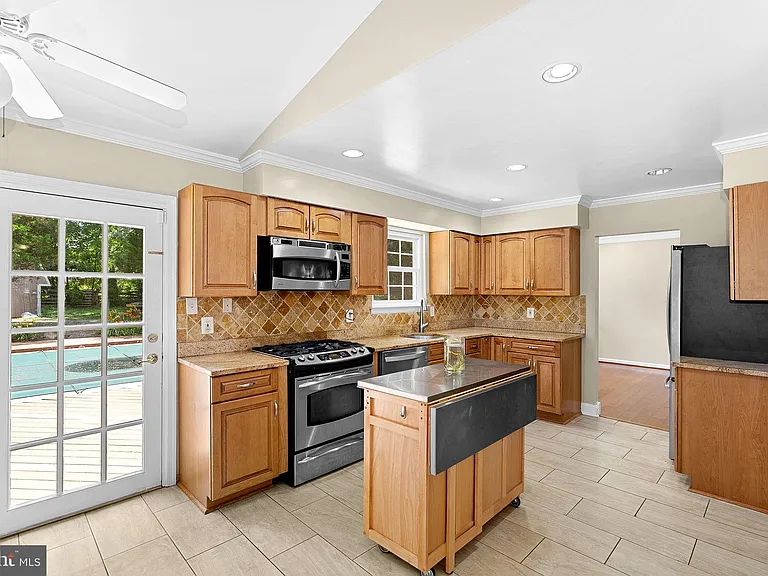 5405 Hampton Forest Way — Photo 21