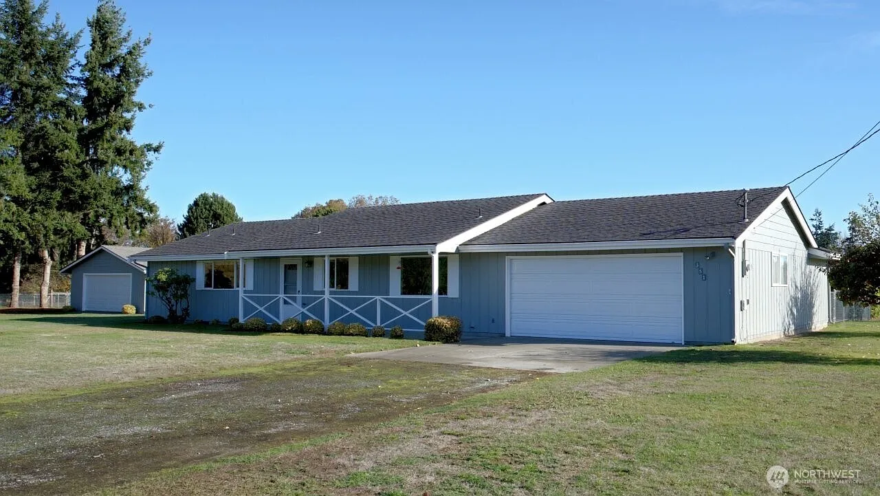 351 Vautier Road photo 1