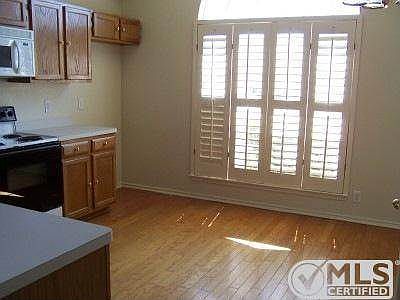 2nd image of 1012 Silvertree Blvd