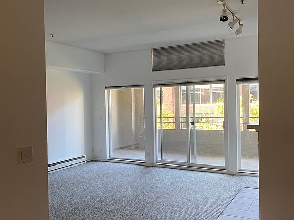 5th image of 526 1st Ave S APT 422