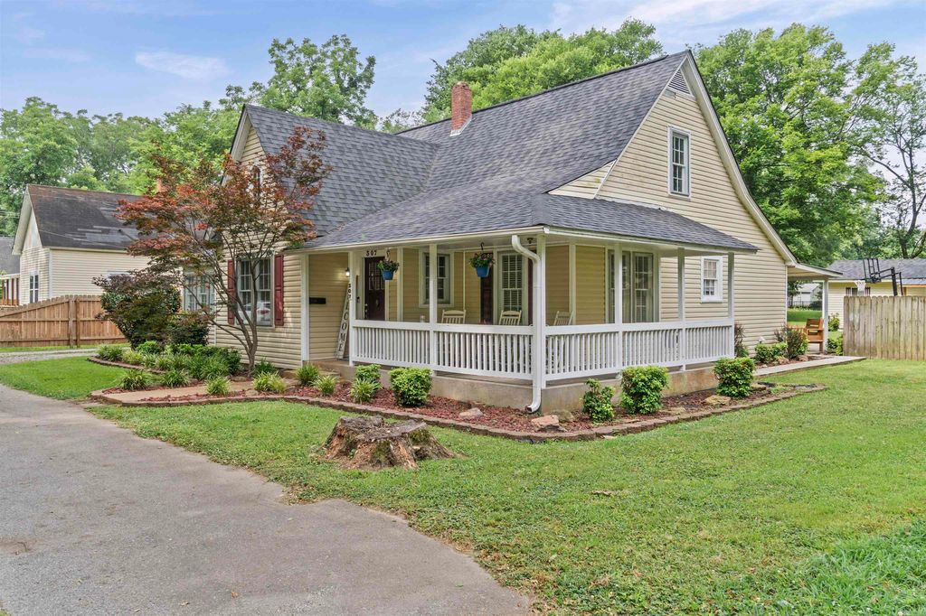 307 N 4th St, Augusta, AR - View 3