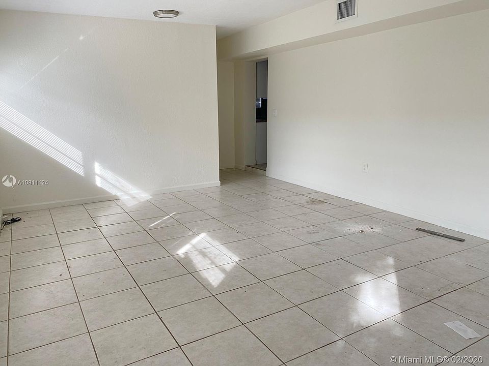 2nd image of 2630 NE 204th Ter