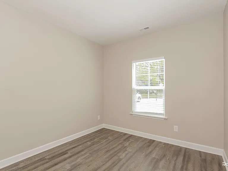 1300 W Walnut Ave — Photo 12