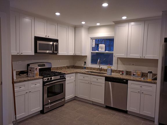 3rd image of 1935 Grove Ave #1