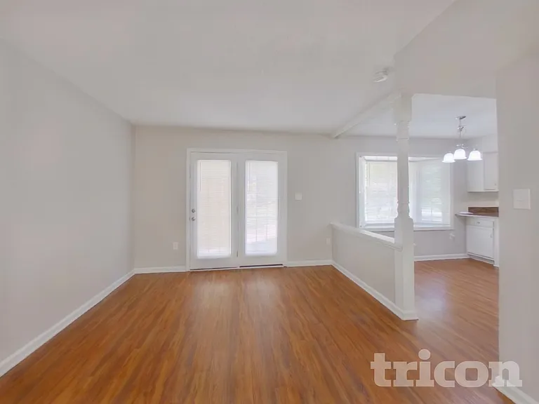 8339 Mission Hills Rd — Photo 3