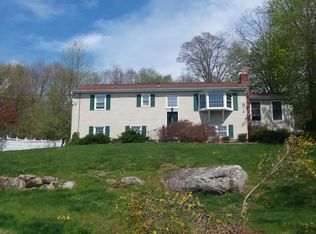 63 Payne Rd, Bethel, CT 06801
