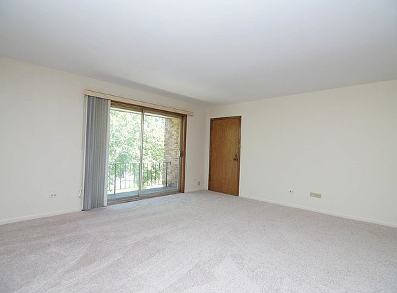 3rd image of 10324 S Keating Ave