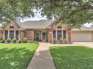 1501 Concord Cir, College Station, TX 77845