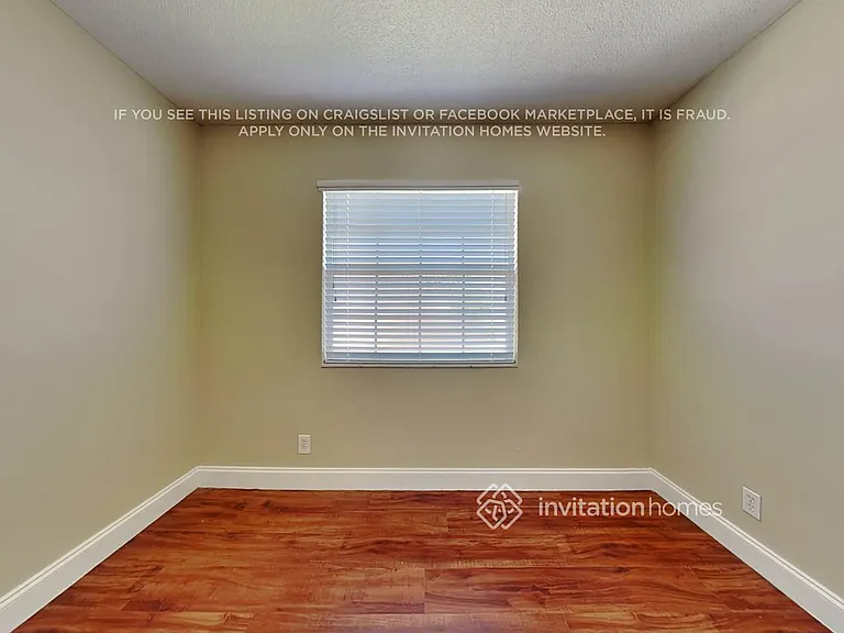 12190 Brisbane Ln — Photo 16