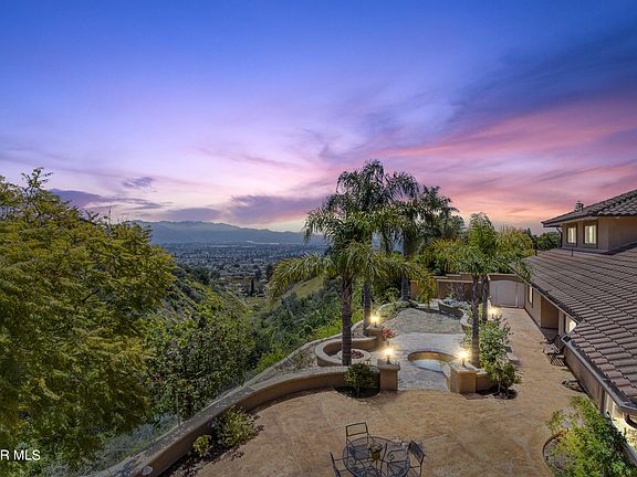3rd image of 576 San Clemente Way