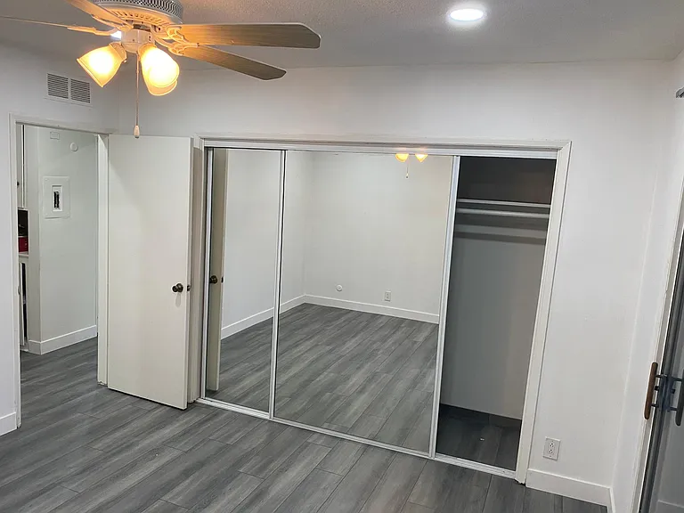 807 N Alfred St #1 — Photo 5