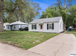 2805 Calhoun St, Bellevue, NE 68005