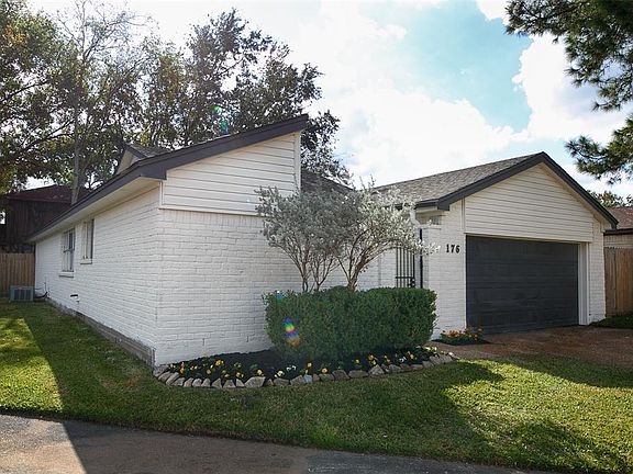 2nd image of 12800 Briar Forest Dr Unit 176