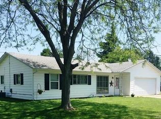 1743 Parkview Dr, Xenia, OH 45385