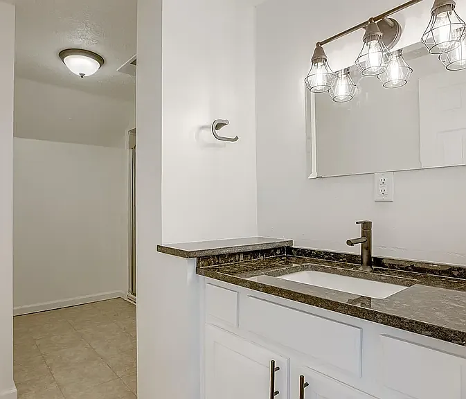 2450 S 20th St #2 — Photo 9